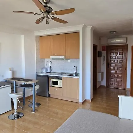 Estudio En A 700 M Del Mar